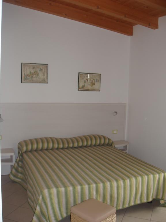 Residence Candeloro Francavilla Al Mare Rum bild